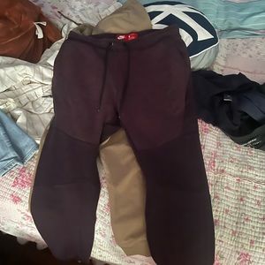 Nike tech fleece joggers